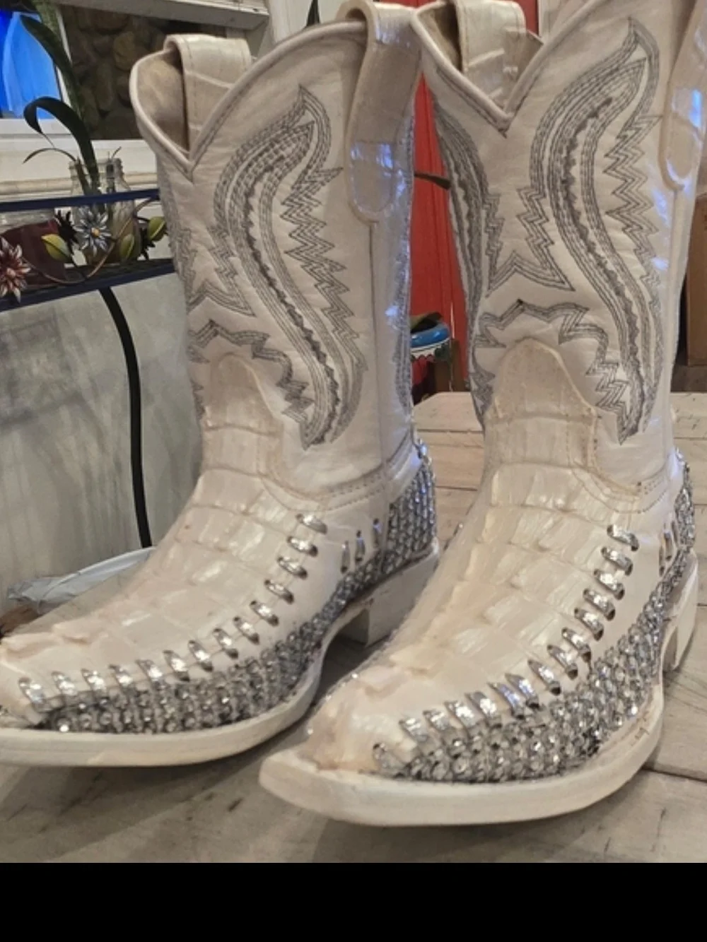 White Diamonds Girls 14.5 Rhinestone Glitter Western Cowgirl Boots.